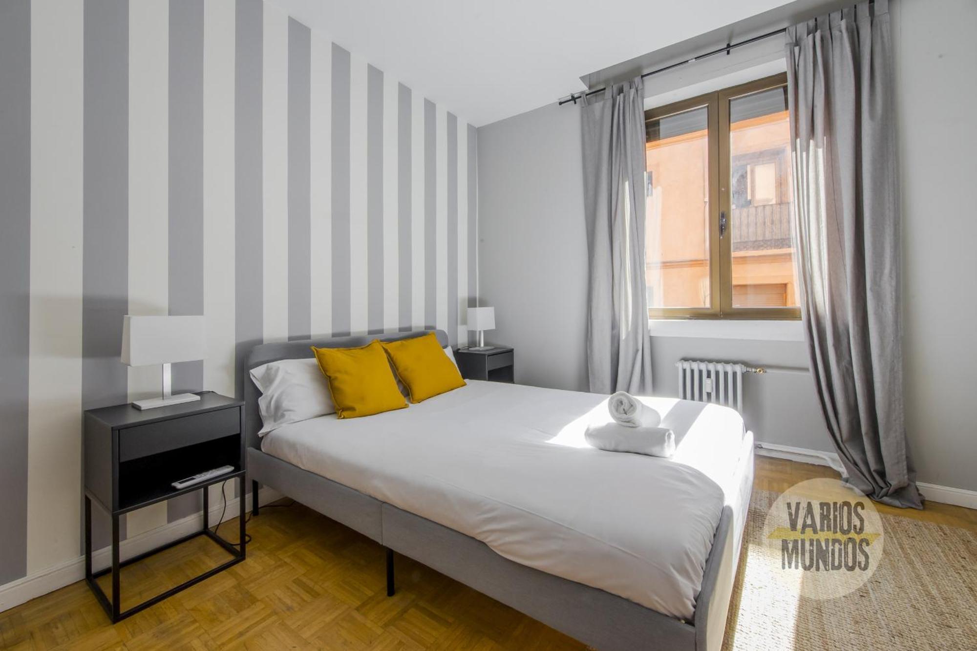 Amplio Y Centrico 9pax En La Latina Appartamento Madrid